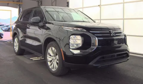 More photos of 2025 Mitsubishi Outlander ES at RightDrive - 6930 Alameda, TX