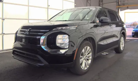 Another view of 2025 Mitsubishi Outlander ES for sale in El Paso, TX at RightDrive - 6930 Alameda