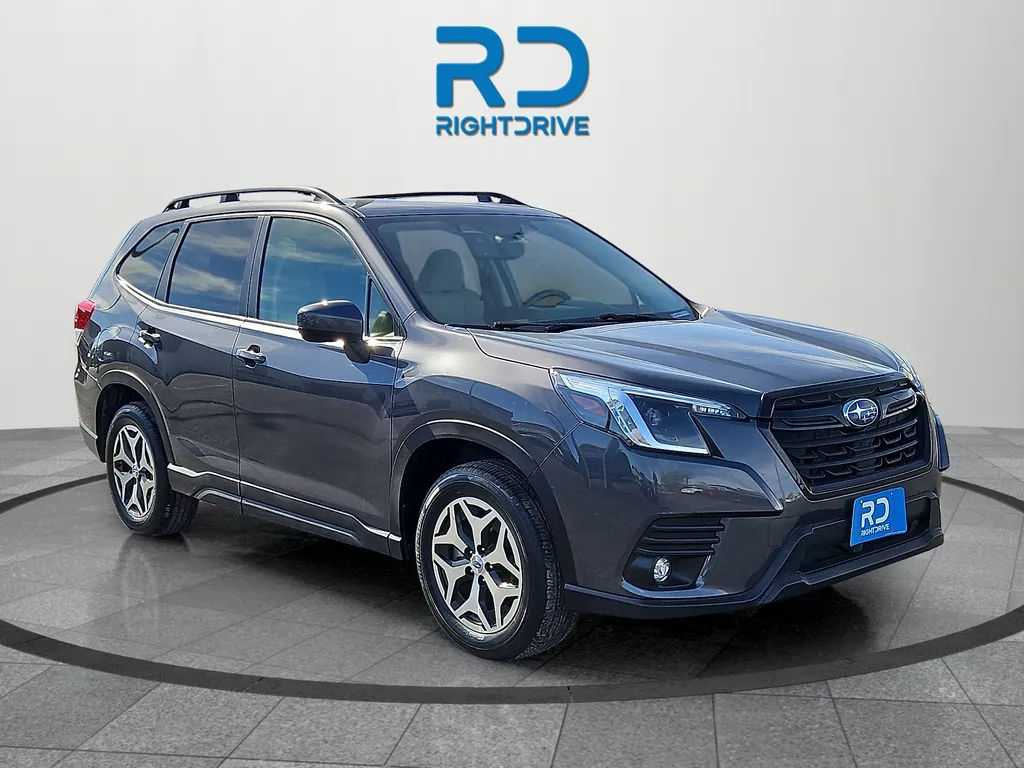 2024 Subaru Forester Premium