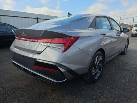 More photos of 2025 Hyundai Elantra SEL Convenience at RightDrive - 6930 Alameda, TX