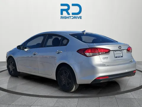 More photos of 2018 Kia Forte LX at RightDrive - 6930 Alameda, TX