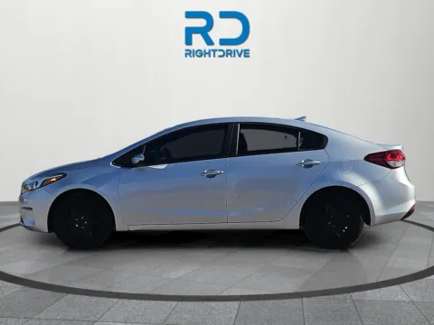 More photos of 2018 Kia Forte LX at RightDrive - 6930 Alameda, TX
