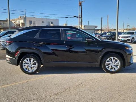 Photos of 2023 Hyundai Tucson SEL for sale in El Paso, TX at RightDrive - 6930 Alameda