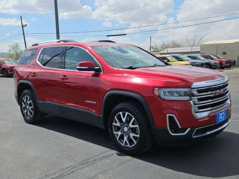 Red 2023 GMC Acadia SLT for sale in El Paso, TX