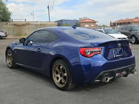 More photos of 2017 Toyota 86 at RightDrive - 6930 Alameda, TX