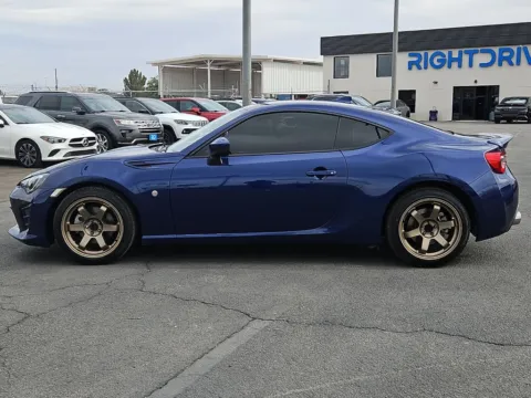 More photos of 2017 Toyota 86 at RightDrive - 6930 Alameda, TX