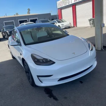 Photos of 2021 Tesla Model 3 Standard Range Plus for sale in El Paso, TX at RightDrive - 6930 Alameda