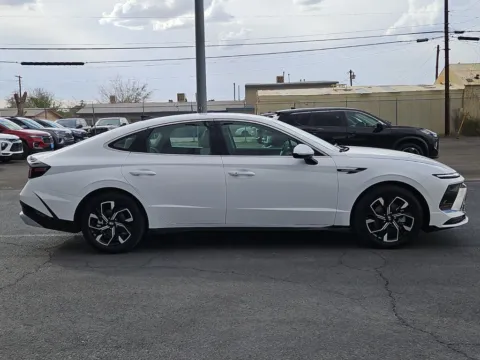 Photos of 2024 Hyundai Sonata SEL for sale in El Paso, TX at RightDrive - 6930 Alameda