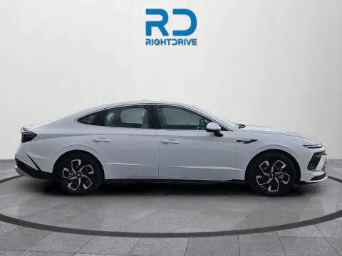 Photos of 2024 Hyundai Sonata SEL for sale in El Paso, TX at RightDrive - 6930 Alameda