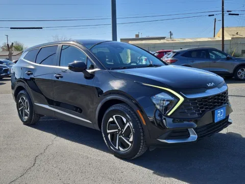 Black 2023 Kia Sportage Hybrid LX for sale in El Paso, TX