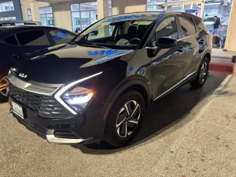 Photos of 2023 Kia Sportage Hybrid LX for sale in El Paso, TX at RightDrive - 6930 Alameda