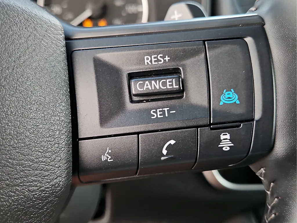 Nissan Rogue photo 22
