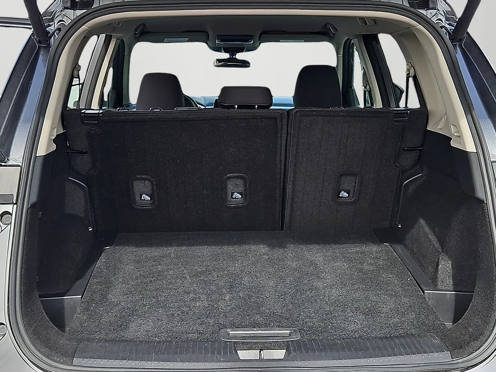 Nissan Rogue photo 10