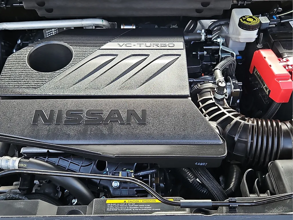 Nissan Rogue photo 8