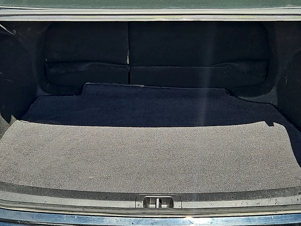 2024 Toyota Corolla LE - Photo 10