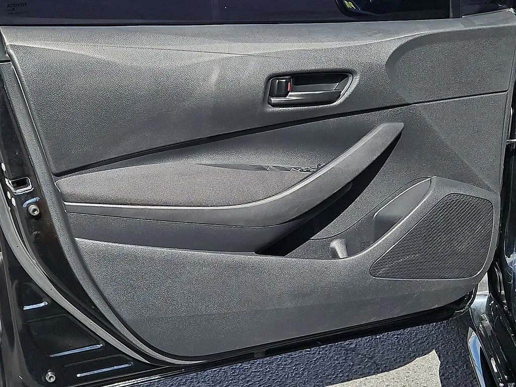 2024 Toyota Corolla LE - Photo 15