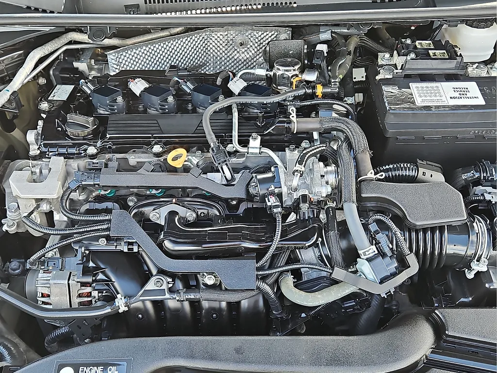 2024 Toyota Corolla LE - Photo 8