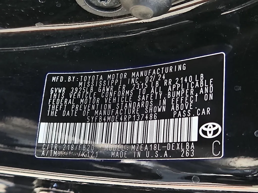 2024 Toyota Corolla LE - Photo 18