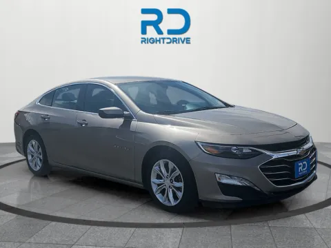 Gray 2022 Chevrolet Malibu LT for sale in El Paso, TX