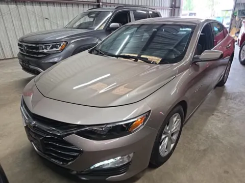 Another view of 2022 Chevrolet Malibu LT for sale in El Paso, TX at RightDrive - 6930 Alameda