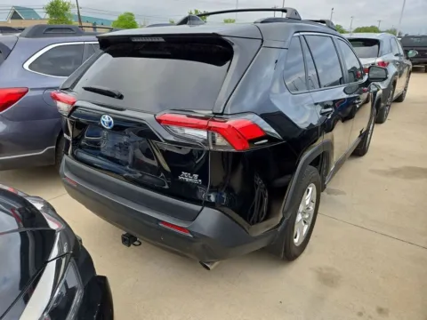 More photos of 2021 Toyota RAV4 Hybrid XLE at RightDrive - 6930 Alameda, TX