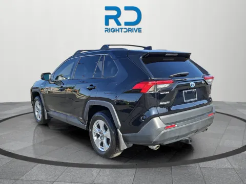 More photos of 2021 Toyota RAV4 Hybrid XLE at RightDrive - 6930 Alameda, TX
