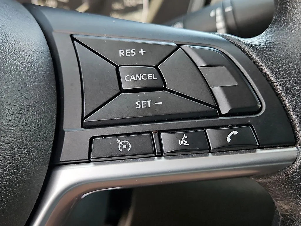 2025 Nissan Altima SV - Photo 23