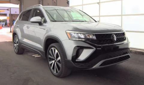 More photos of 2024 Volkswagen Taos 1.5T SE at RightDrive - 6930 Alameda, TX