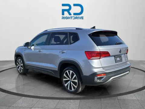 More photos of 2024 Volkswagen Taos 1.5T SE at RightDrive - 6930 Alameda, TX