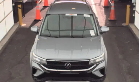 Photos of 2024 Volkswagen Taos 1.5T SE for sale in El Paso, TX at RightDrive - 6930 Alameda