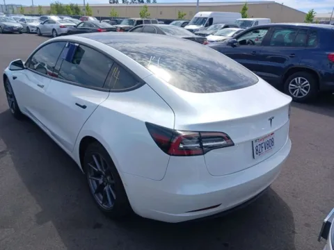 More photos of 2022 Tesla Model 3 at RightDrive - 6930 Alameda, TX