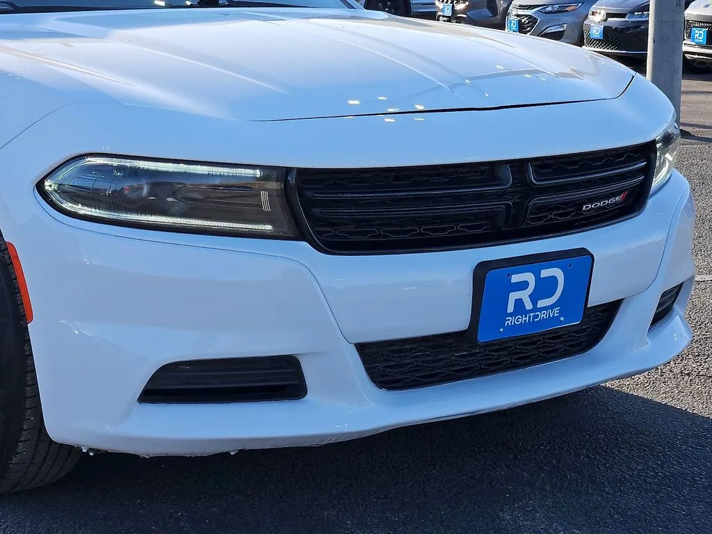 2023 Dodge Charger SXT - Photo 7