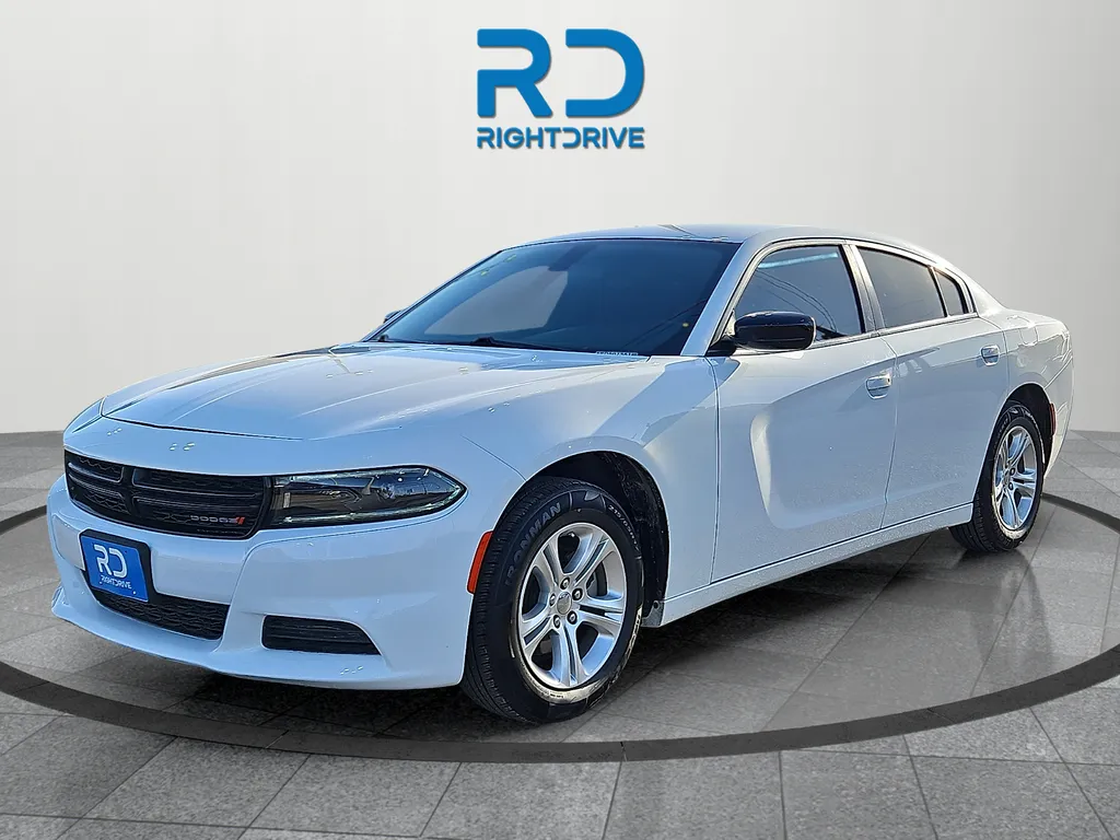 2023 Dodge Charger SXT - Photo 6