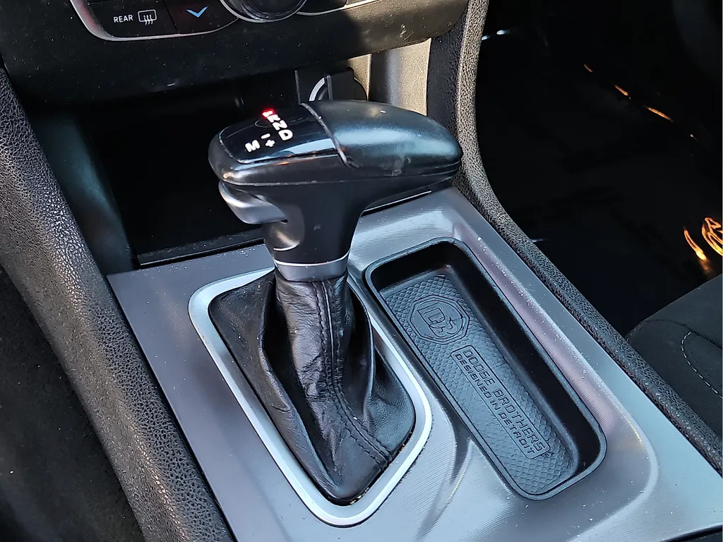 2023 Dodge Charger SXT - Photo 25