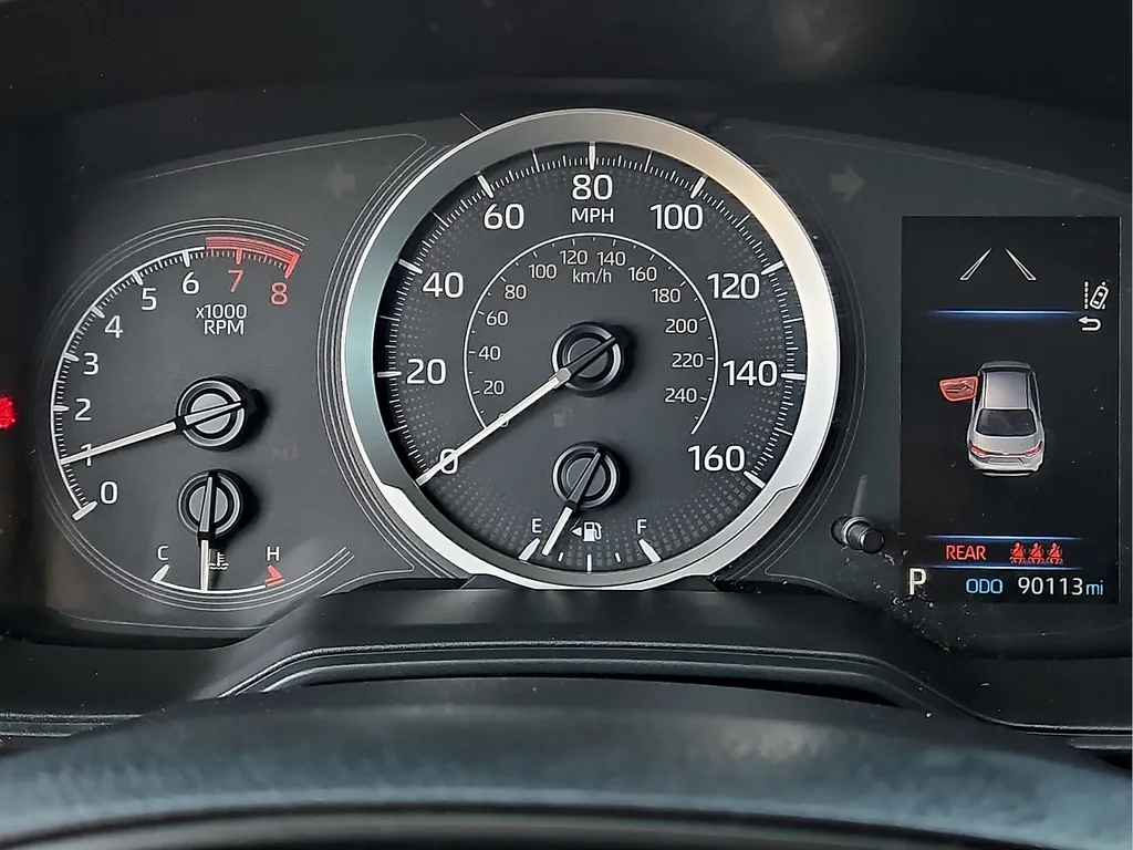 2022 Toyota Corolla LE - Photo 20