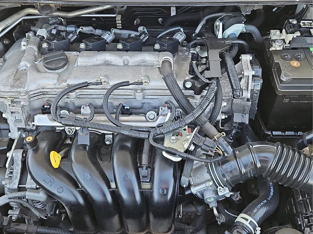 2022 Toyota Corolla LE - Photo 7