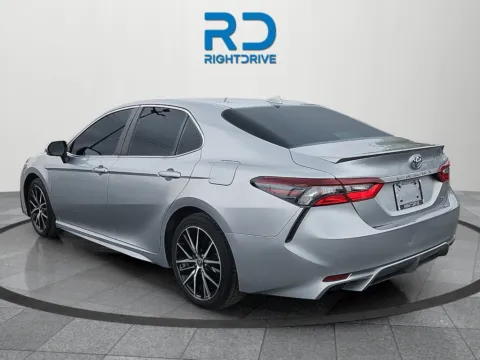 More photos of 2022 Toyota Camry SE at RightDrive - 6930 Alameda, TX