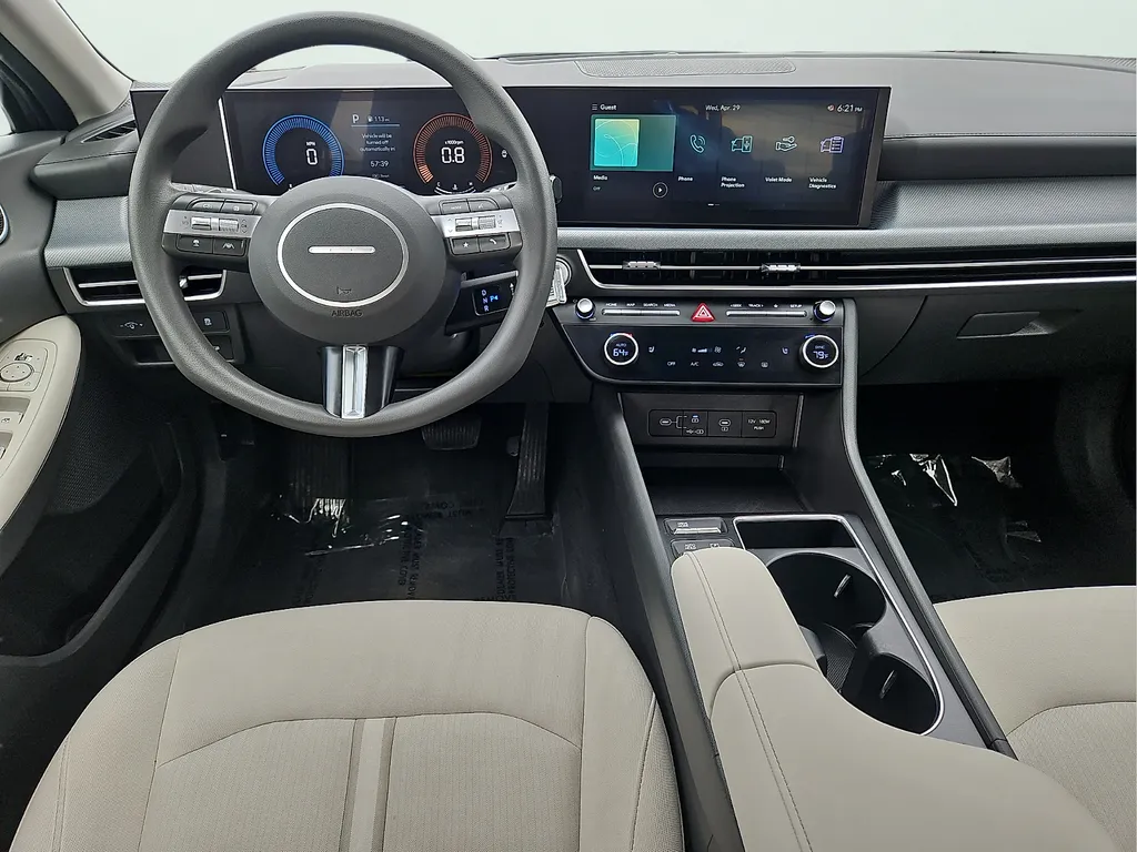 2025 Hyundai Sonata SEL - Photo 13