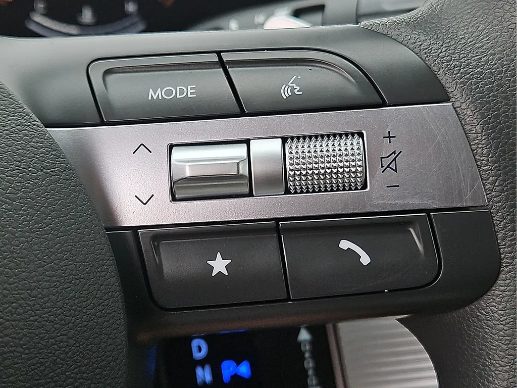 2025 Hyundai Sonata SEL - Photo 23