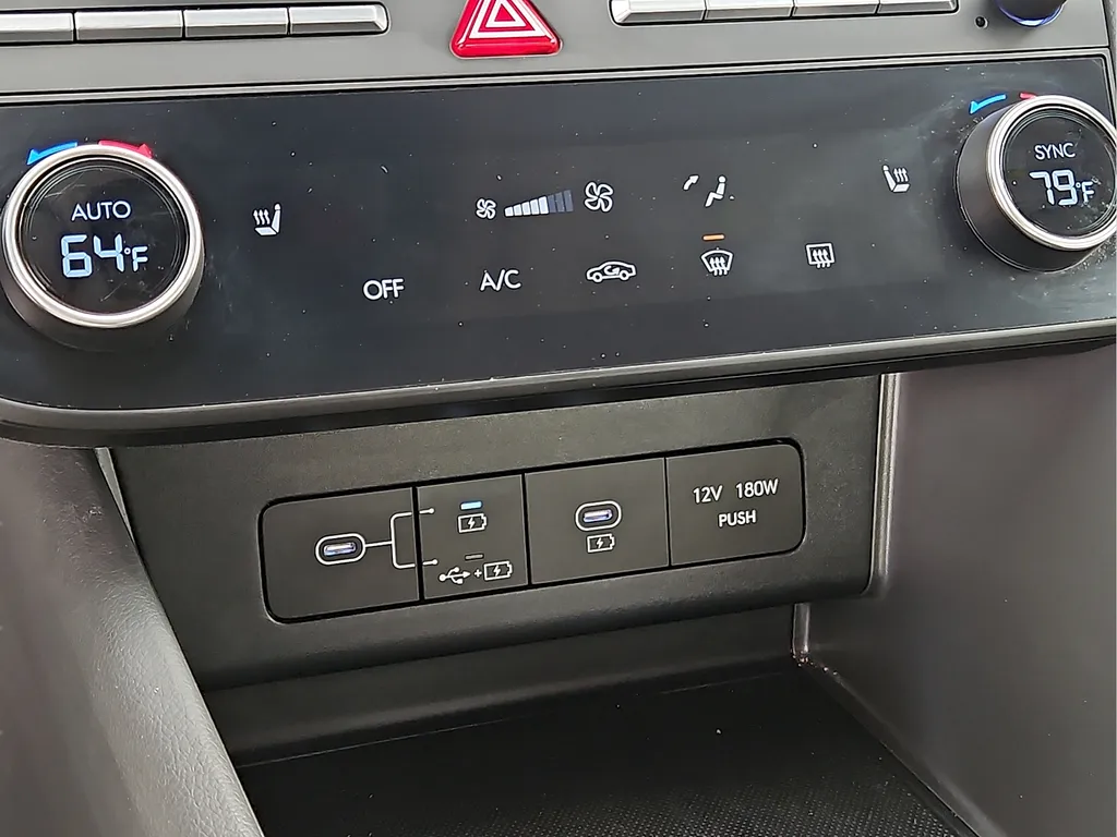 2025 Hyundai Sonata SEL - Photo 24