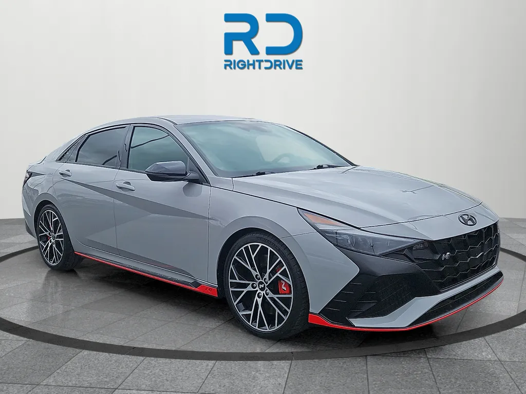 2023 Hyundai Elantra 2.0 N's photo
