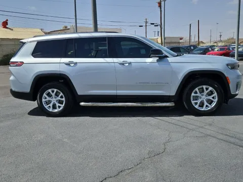 Photos of 2023 Jeep Grand Cherokee L Limited for sale in El Paso, TX at RightDrive - 6930 Alameda