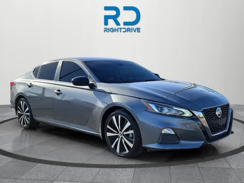 Gray 2021 Nissan Altima 2.5 SR for sale in El Paso, TX