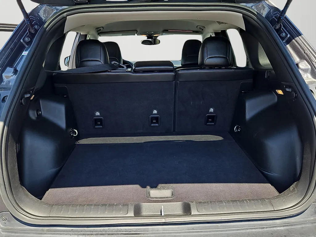 Jeep Cherokee photo 12