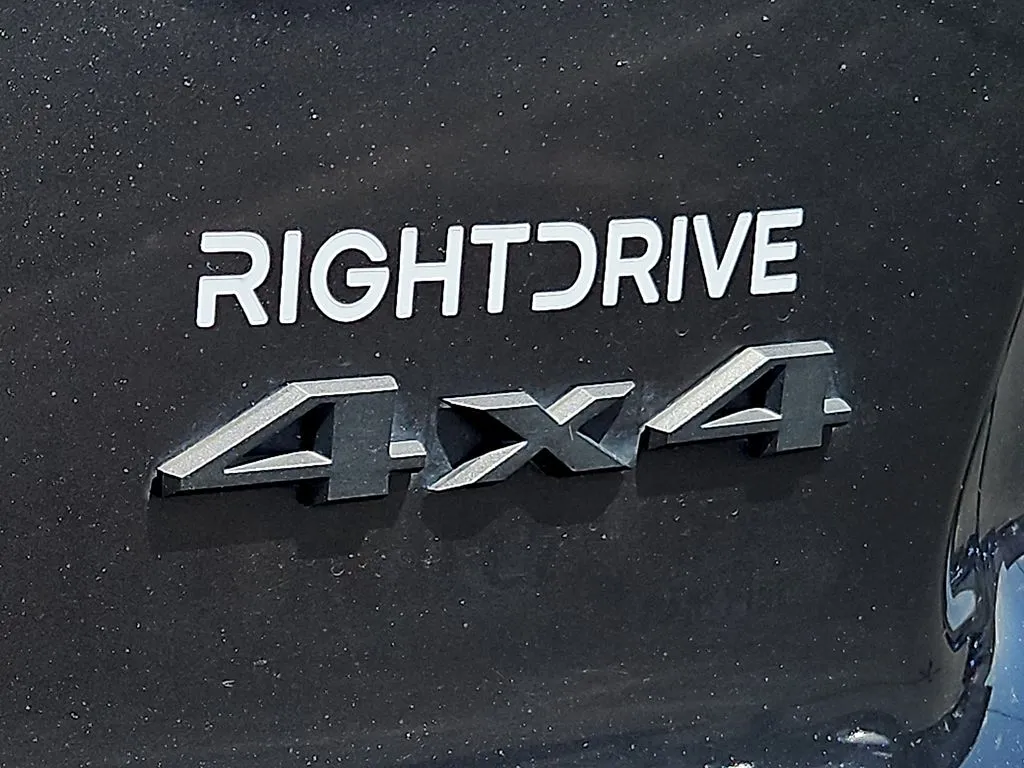 Jeep Cherokee photo 11