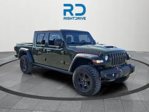 Green 2023 Jeep Gladiator Mojave for sale in El Paso, TX