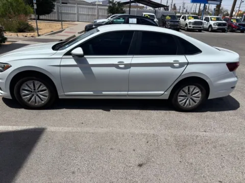 More photos of 2019 Volkswagen Jetta 1.4T S at RightDrive - 6930 Alameda, TX