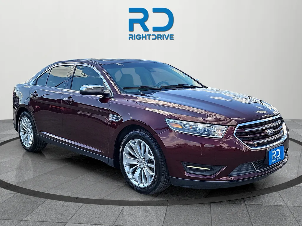 2018 Ford Taurus Limited FWD's photo