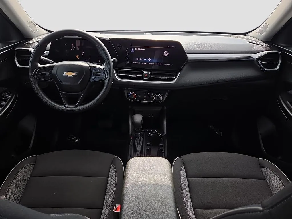 Chevrolet Trailblazer photo 15