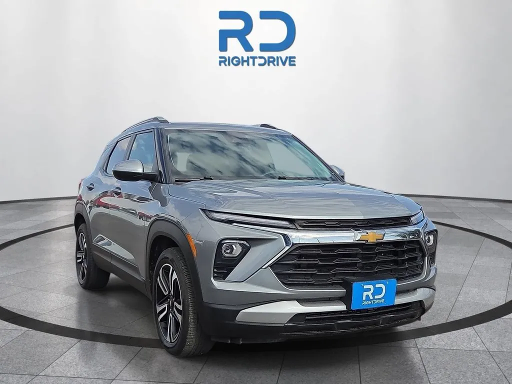 Gray 2024 Chevrolet TrailBlazer LT for sale in El Paso, TX